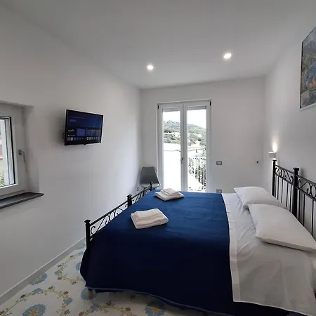Rosa House * Termini